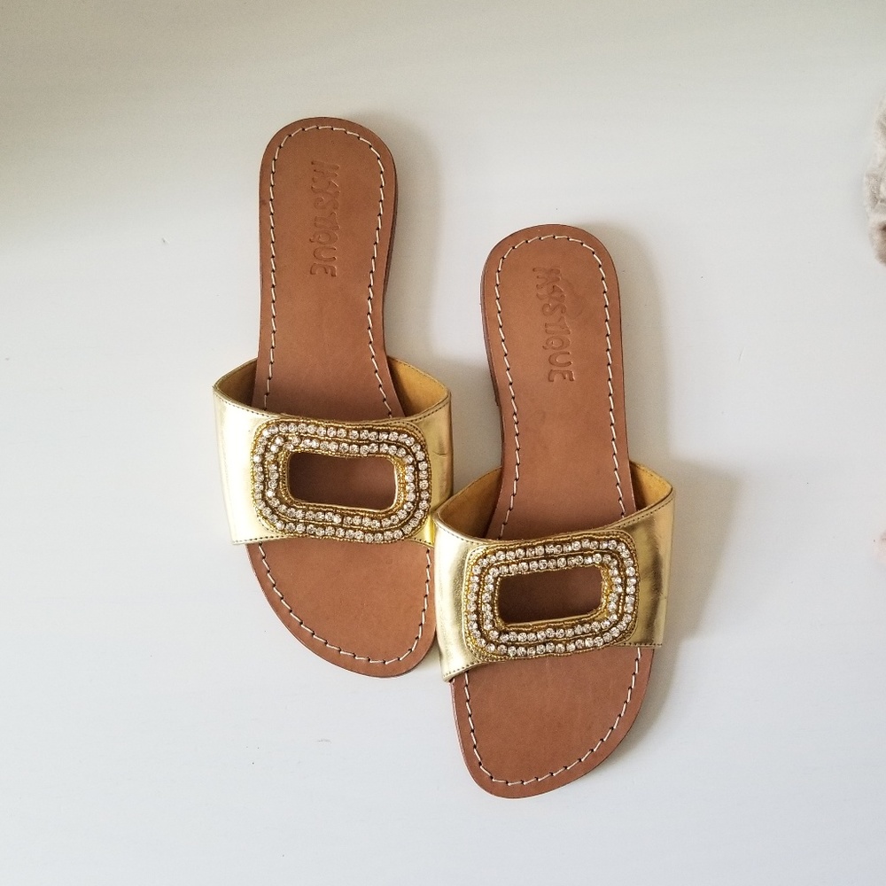 MYSTIQUE - GOLD LEATHER FLAT SANDALS - SIZE 37